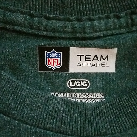 Philly Eagles shirt - Picture 2 of 4